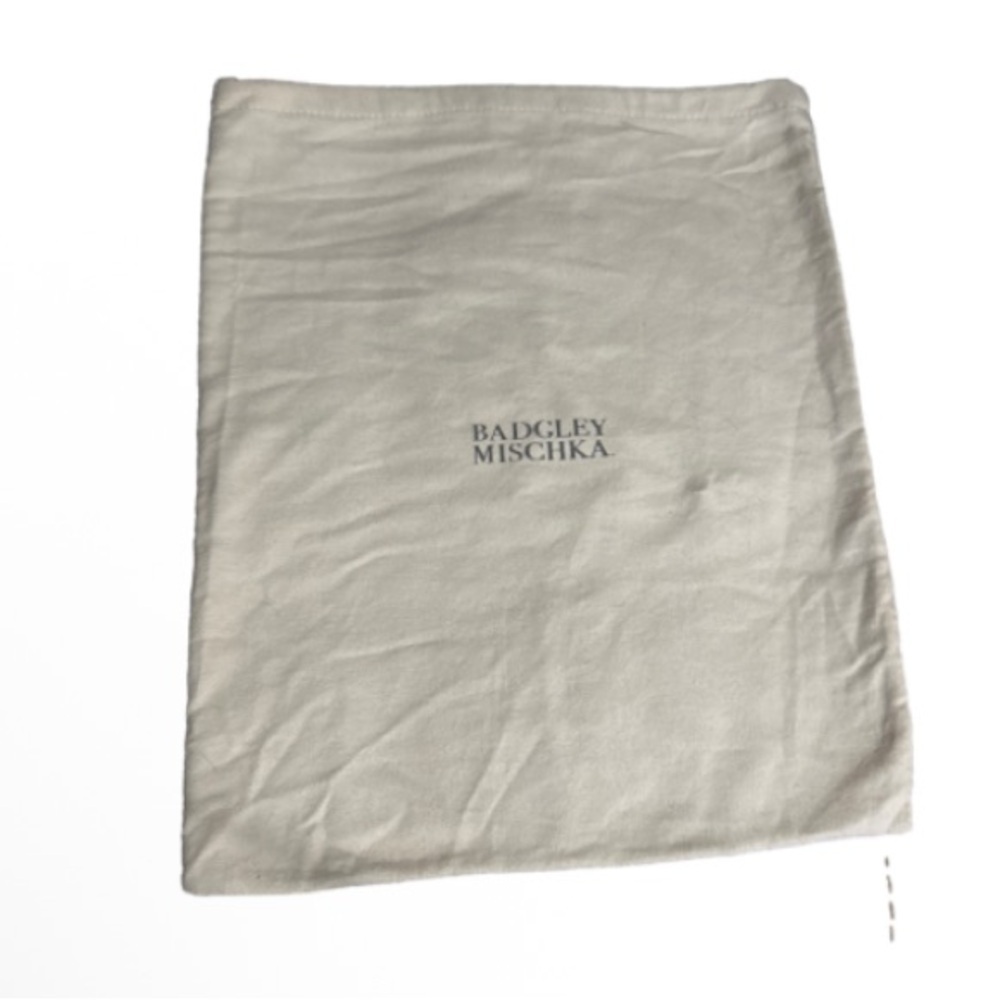 Badgley Mischka Ivory Dust Bag